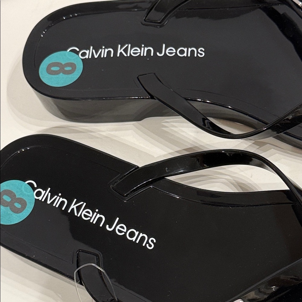 Calvin Klein Jeans Black Flip Flops thong sandals Women's NWT-FINAL PRICE! - Picture 8 of 13